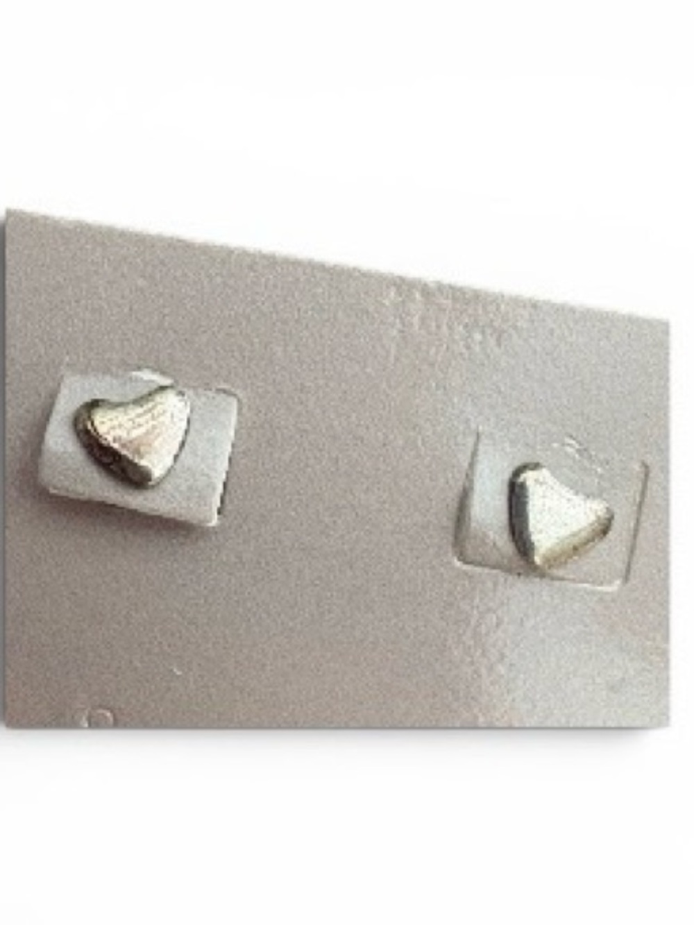 Vintage Avon Sterling Silver Petite Heart Stud Earrings 925 NIB 1990